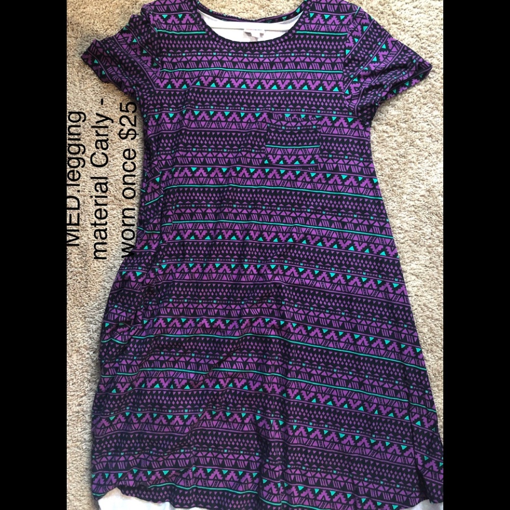 LuLaRoe Medium carly - legging material